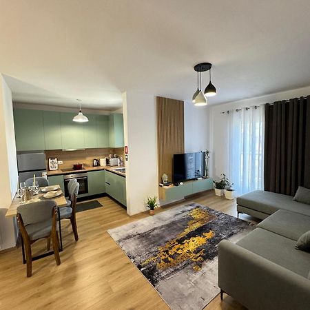 Apartment In City Center Shkoder Ngoại thất bức ảnh