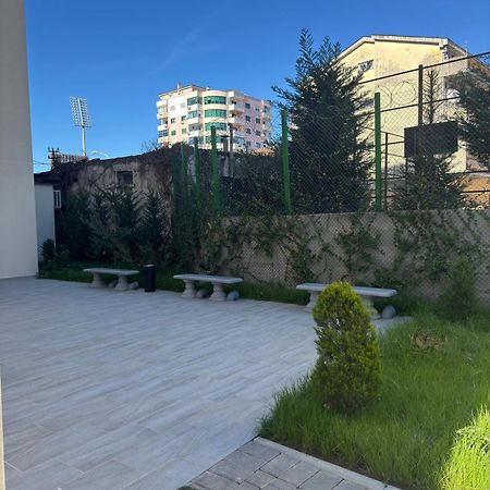 Apartment In City Center Shkoder Ngoại thất bức ảnh
