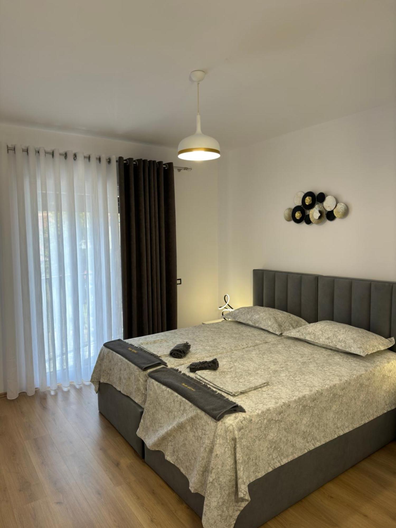 Apartment In City Center Shkoder Ngoại thất bức ảnh