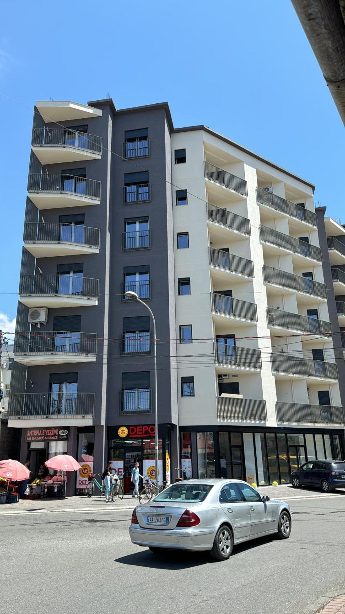 Apartment In City Center Shkoder Ngoại thất bức ảnh