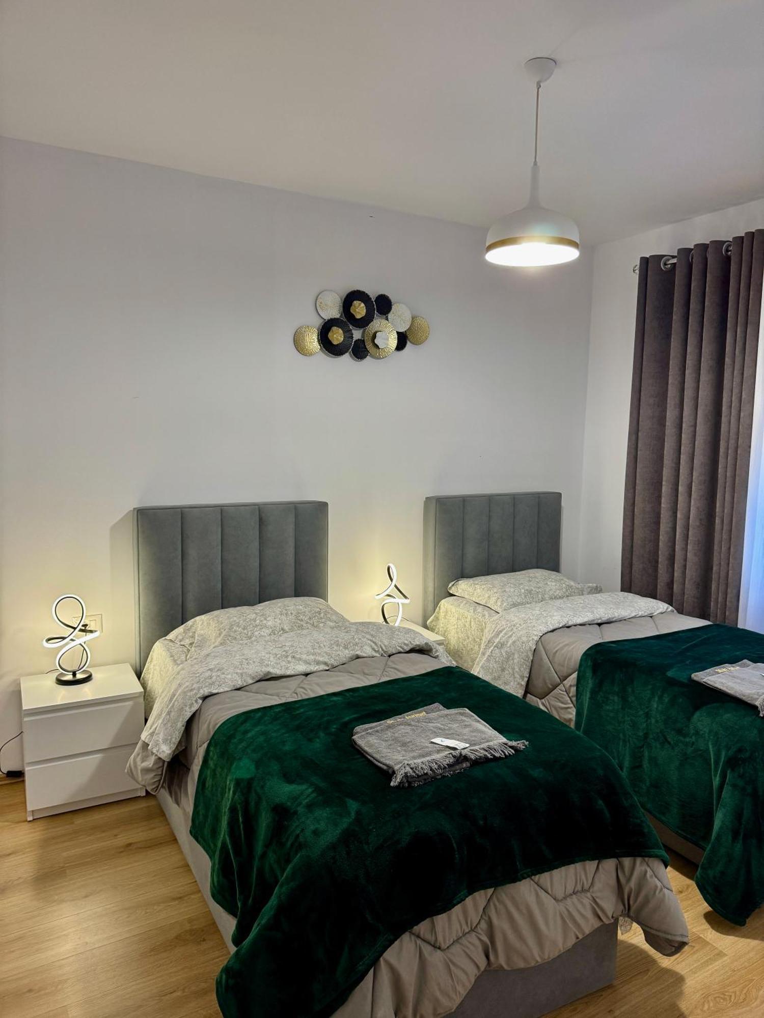Apartment In City Center Shkoder Ngoại thất bức ảnh