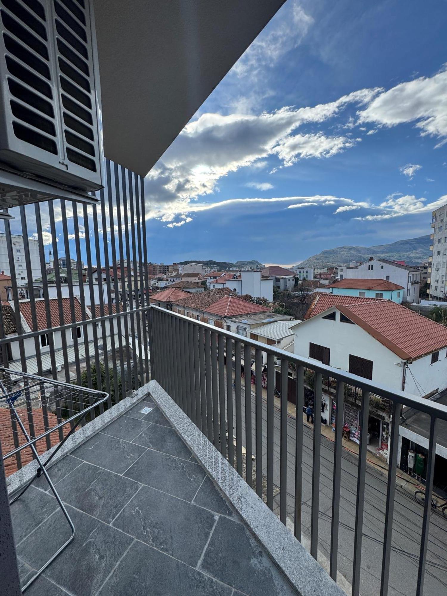 Apartment In City Center Shkoder Ngoại thất bức ảnh